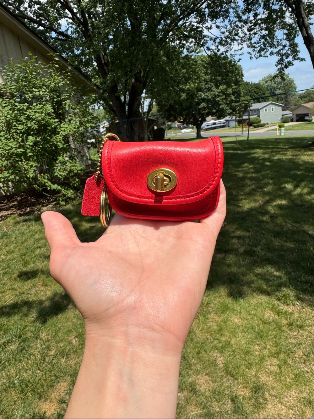 Vintage Coach City Fob #7105 in Poppy